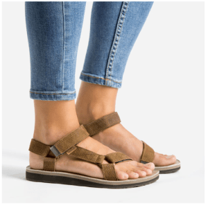 Tevas Sandles